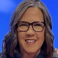 Debra Knight