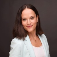 Larissa Celine Singer