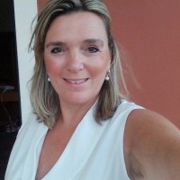 Angela Van Den Dries