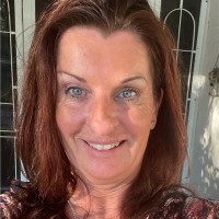 Naomi Oakley