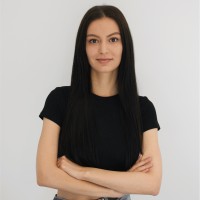 Cristina H.