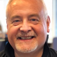 Charles Powiesnik