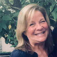 Nancy Curtis Crain