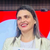 JANAINA AZEVEDO