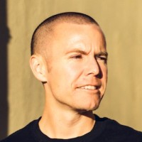 Dino Gomez [Marketing Expert And Consultant]