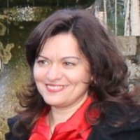 Ana Paula Santos