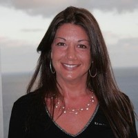 Deborah Maynes