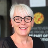 Jacqueline Hufschmid Khélifi