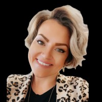 Shannon Mcgregor, Maa