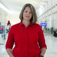 Angie Strait, Apr