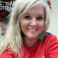 Amanda Scott