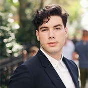 Jens P.