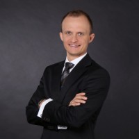 Dr. Viktor Reimer