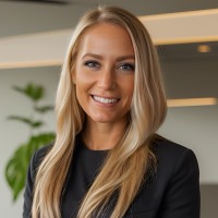 Kristen Skibbe, Cem
