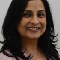 Minoo Hira