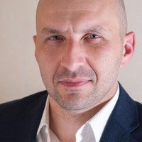 Artur W.