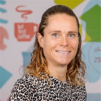 Agnes Veth, De