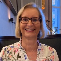Suzanne Wares