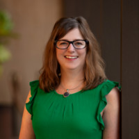 Kari Knoedler
