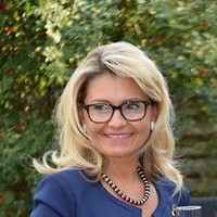 Annouschka Defenin