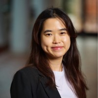 Su Young Lee