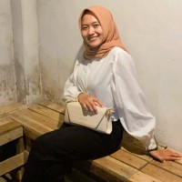 Shania Erine Rismadhani