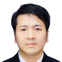 Roger Tan