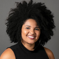 Simara ConceiçãoSimara Conceição is an Influencer