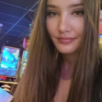 LAURA HURMUZ