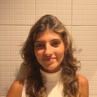 Raphaela Capato Caires