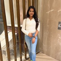 Nivethitha R