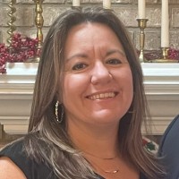 Nikki Holt