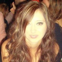 Anie Flores