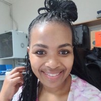 Zinhle Ntshutsha