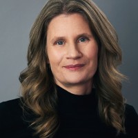 Leanne Holt