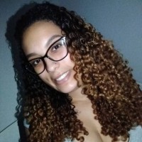 Carolynne Alves Santos