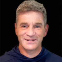 Derek Thomas