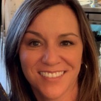Kari Mayer, Lc