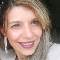 Cláudia Vaz