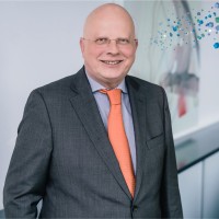 Uwe Claus