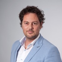 Xander Salari EMIA RO