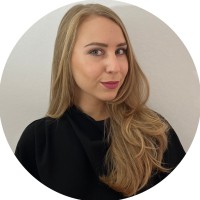 Dóra Bálint