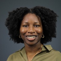 Ezinwa Nwakama, Mph