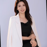 Sandy Tan