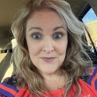 Traci Harris