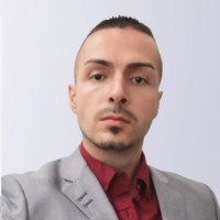 Dejan Loren