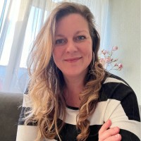 Josanne van Westrienen (LL.M)