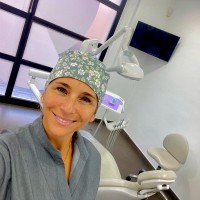 Dra. Carla Tetievsky