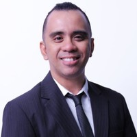Greg Reyes