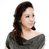 THUY NGO
